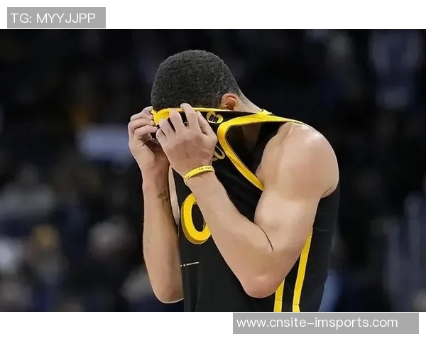 克莱重现昔日风采半场三分表现亮眼单防字母展现防守实力