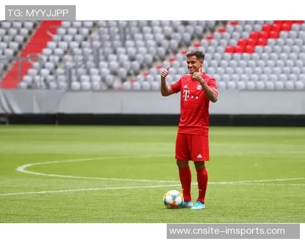 库蒂尼奥为儿子庆生全家穿四队球衣展现足球情缘 库蒂尼奥为儿子庆生全家穿四队球衣展现足球情缘