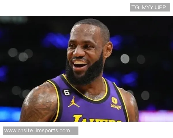 罗威半场表现平平犯规过多仅得4分5板1断1帽影响球队战局