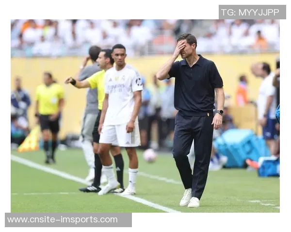 阿隆索回应继任者传闻称担任皇马主帅必然面临挑战与讨论