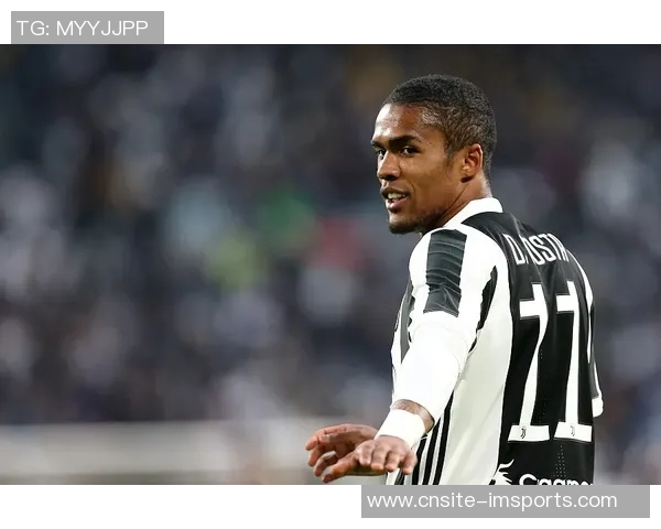 米体报道道格拉斯路易斯需达出场标准才能被买断或将重返尤文图斯