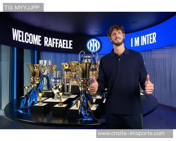 国米官方宣布迪詹纳罗右手腕骨折即将接受手术治疗